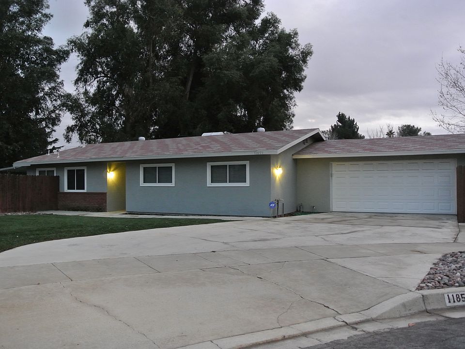1st image of 11859 Lombard Ln