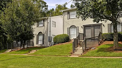 Lanier Townhomes Photo 1