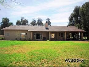 2nd image of 1907 E Cottonwood Ln