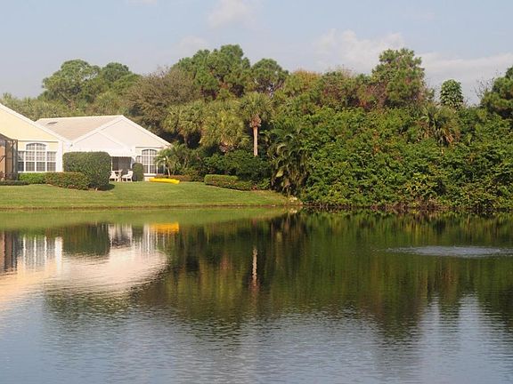 5th image of 17328 Shoals Dr