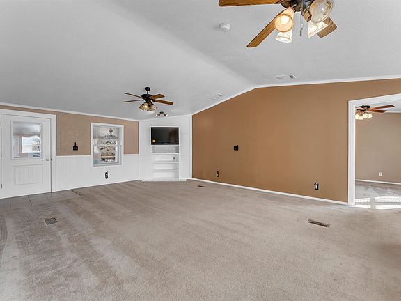 5th image of 230 Beaver