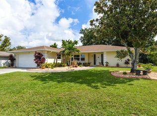 5776 Augusta Cir, Sarasota, FL 34238