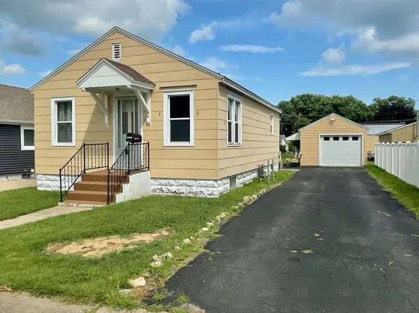 78 Lenox St, Winona, MN 55987