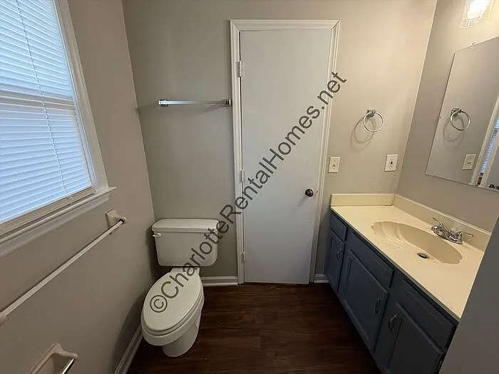 1619 Teddington Dr — Photo 10