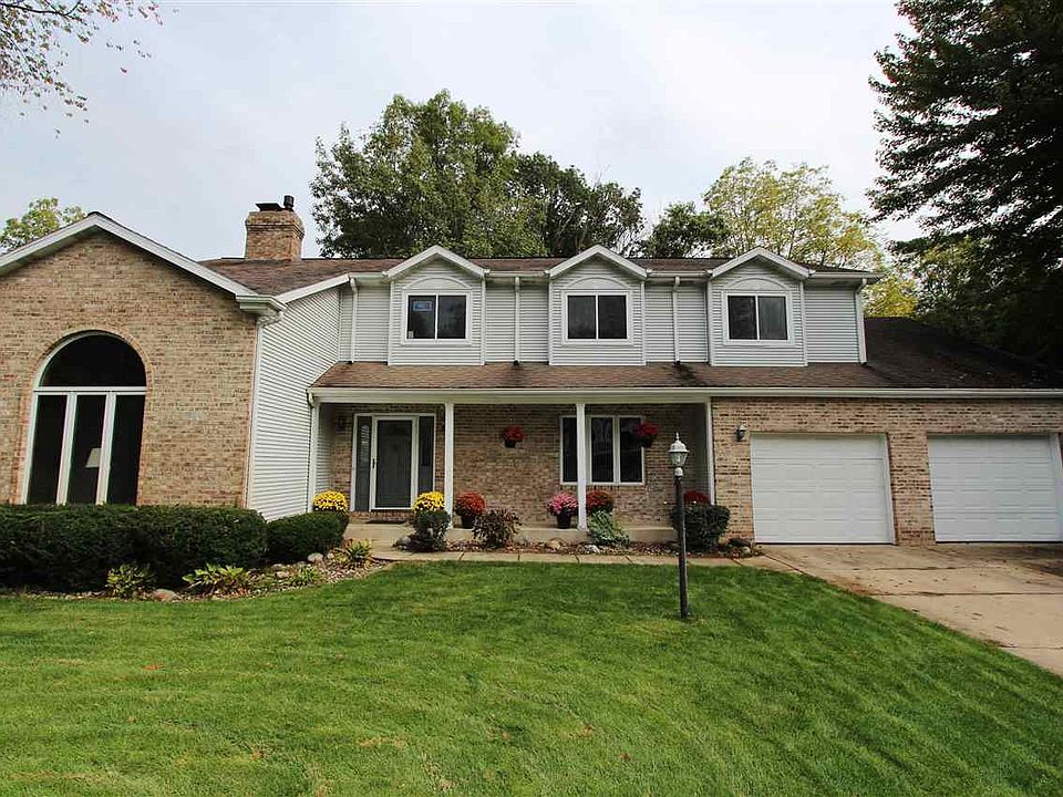 1st image of 60890 Whispering Hills Dr