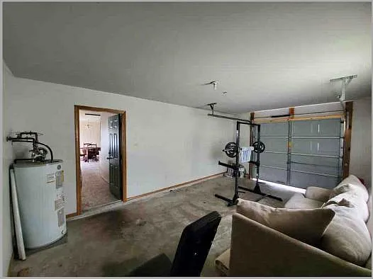 831 Daffodil Dr — Photo 12