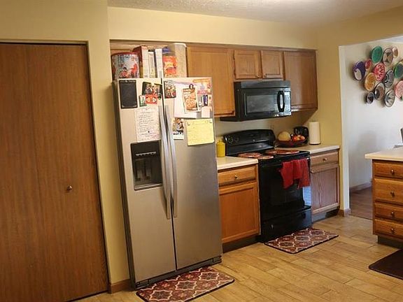 5th image of 776 Sunset Cir
