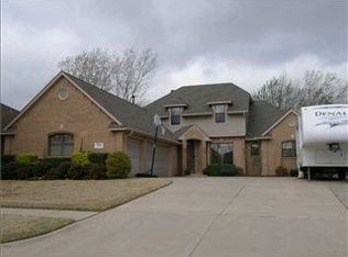 716 Villa Ave, Yukon, OK 73099