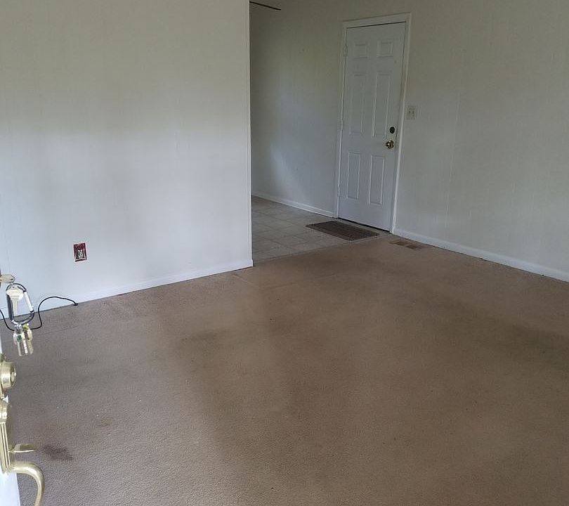 1st image of 2408 Lakeshore Dr