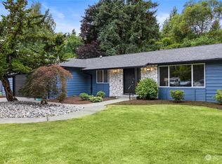 9827 44th Ave NE, Seattle, WA