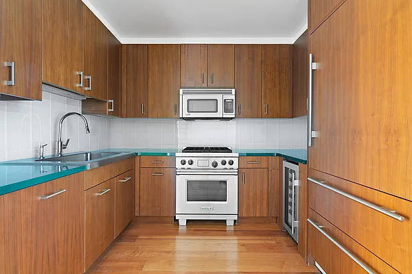 Sold by Corcoran | media 3
