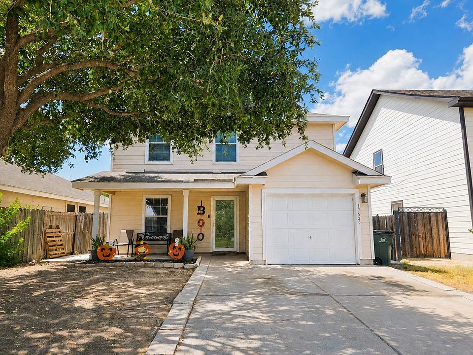 1st image of 17526 College Port Dr