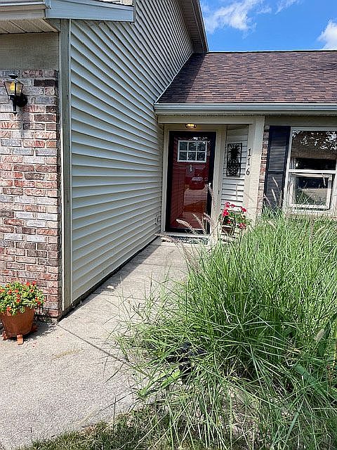 2nd image of 116 Harter Dr E