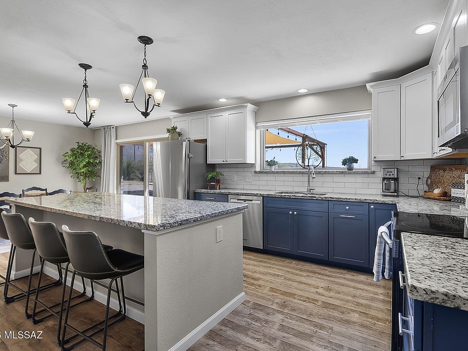 1st image of 71 Avenida Pastor