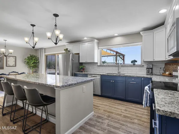 71 Avenida Pastor, Rio Rico, AZ 85648