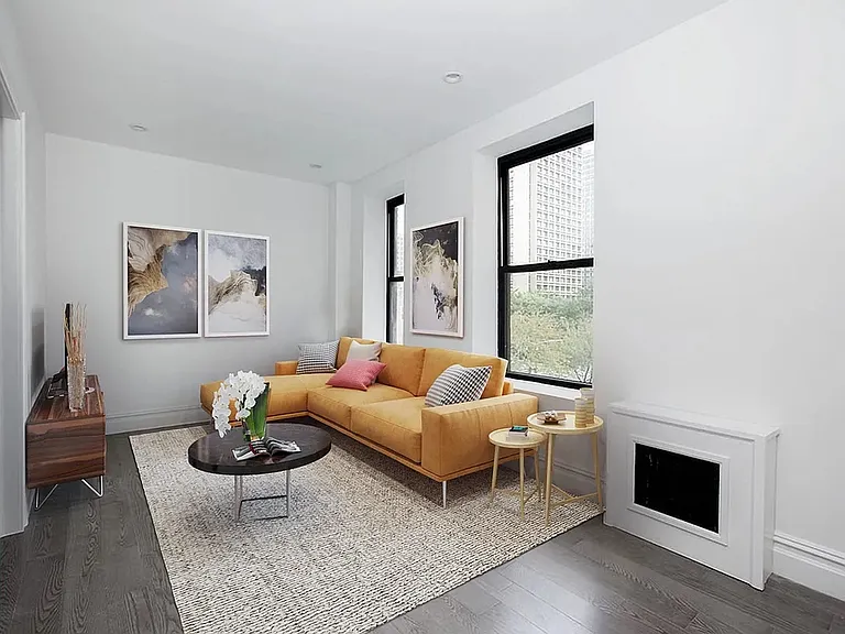 152 Thompson St #3D — Photo 1