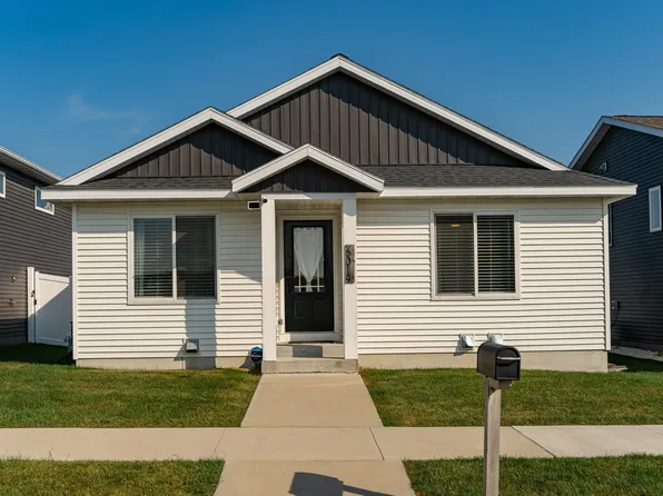 6019 51st St NW, Rochester, MN 55901