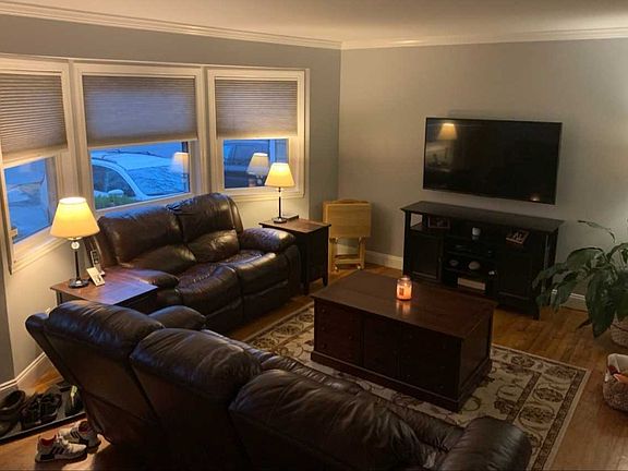 2nd image of 2818 Watch Hill Ave