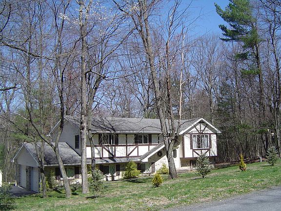 2nd image of 306 Ramblewood Dr