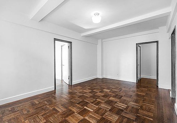 4th image of 24 5th Ave APT 1214