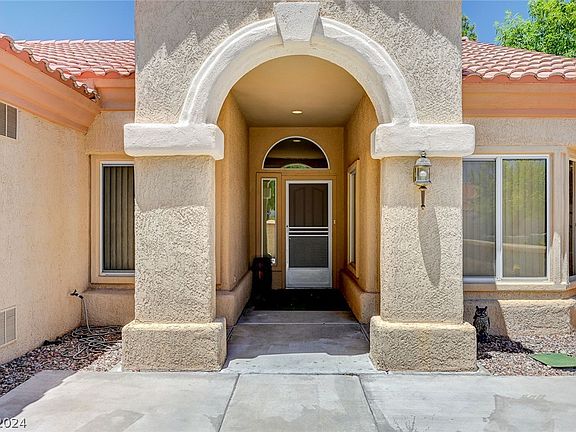 3rd image of 10620 Sky Meadows Ave