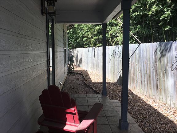 5th image of 7003 Dorothy Louise Dr
