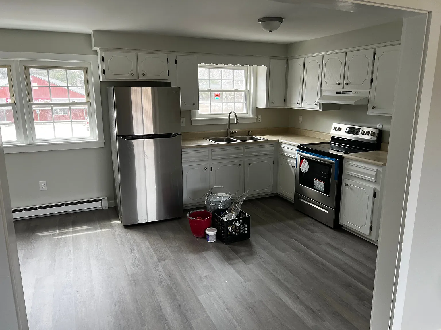 2 bed, 1.0 bath, 970 sqft, $1,980 — Photo 1