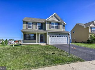 75 Andrew Dr, York, PA 17404