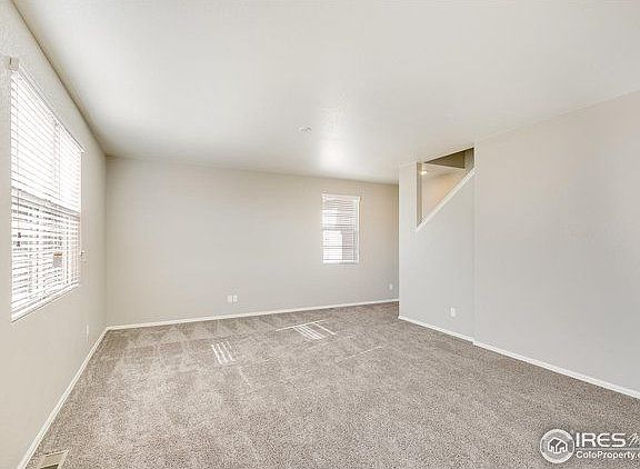 5th image of 319 Jay Ave