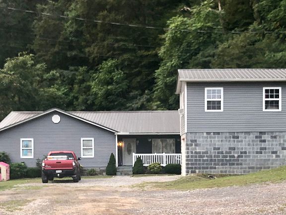 3rd image of 64 Harvest St