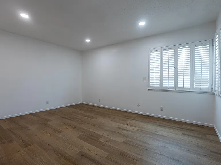 1855 Alpha St — Photo 15