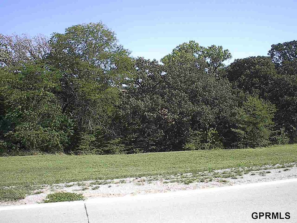 2nd image of 18 Street