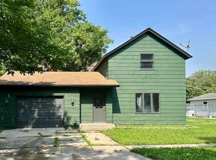 304 10th St N, Northwood, IA 50459