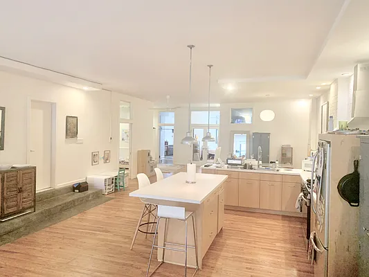 Rented by A P Realty Group NY LTD | media 45