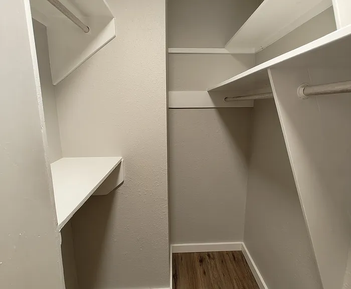 2404 Northtown Ct — Photo 23