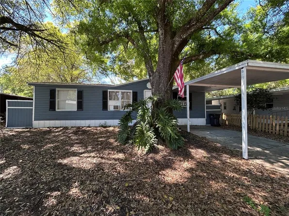 10638 Bay Hills Cir, Thonotosassa, FL 33592