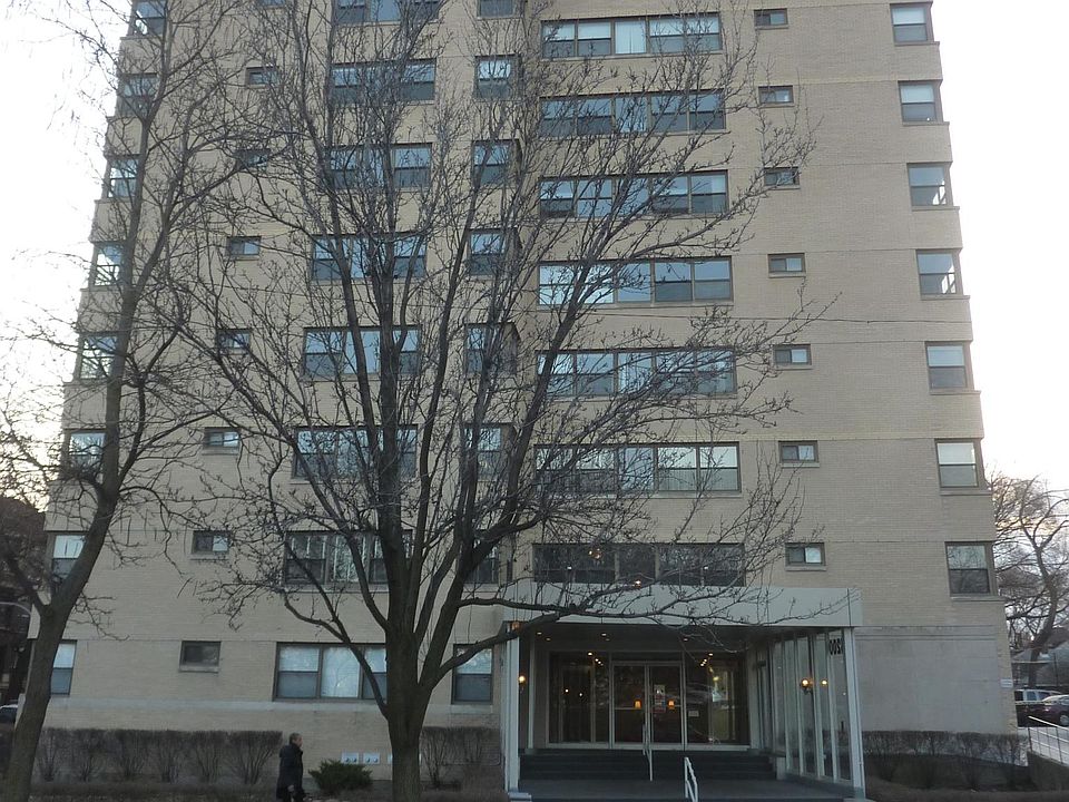 1st image of 4200 N Marine Dr APT 103