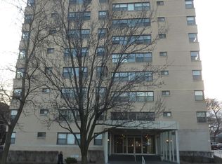 4200 N Marine Dr APT 103, Chicago, IL 60613