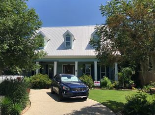 139 Demontluzin Ave, Bay Saint Louis, MS 39520