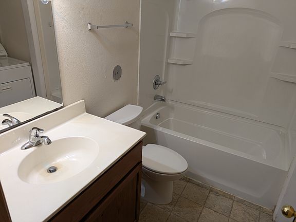 5th image of 1001-1003 N Dakota Ave #1001