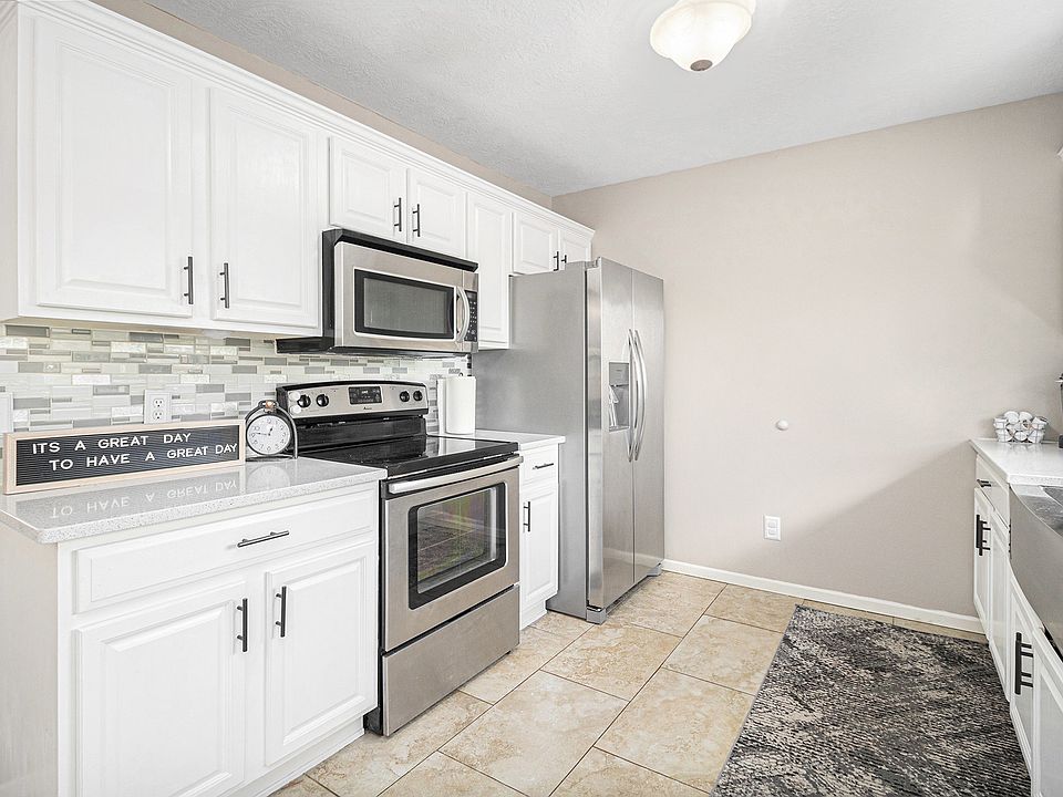 1st image of 6704 S Hughes Ave
