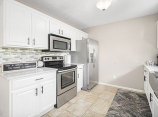 6704 S Hughes Ave, Sioux Falls, SD 57108
