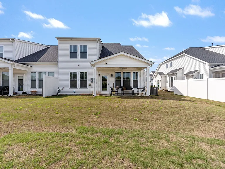 1615 Chelmsford Ct — Photo 33