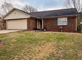 1214 Ridge Dr, Killen, AL 35645