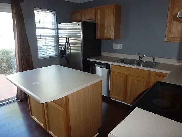 947 Whispering View Ln — Photo 4