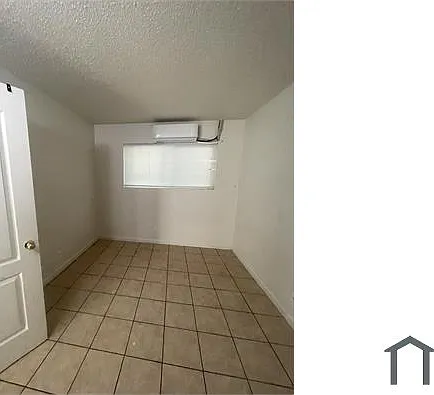 42 E Dakota Ave — Photo 4