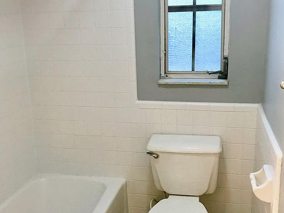 5th image of 3498 66th St N #106