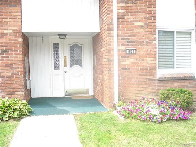 1st image of 1866 Colonial Village Way APT 4