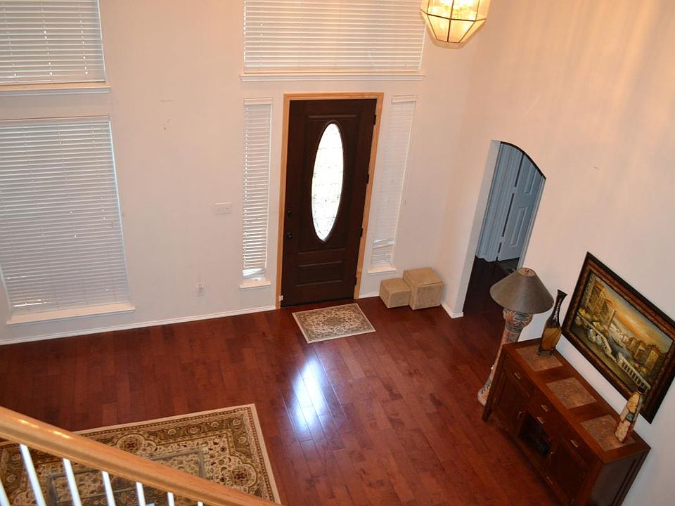 Two story Living Room/Entry