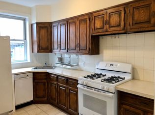 211 N Henry St #3, Brooklyn, NY 11222